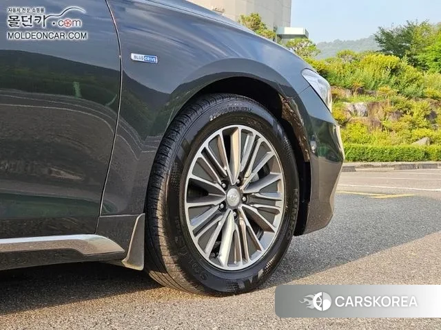 Hyundai Grandeur IG id 3045634 из Кореи 9