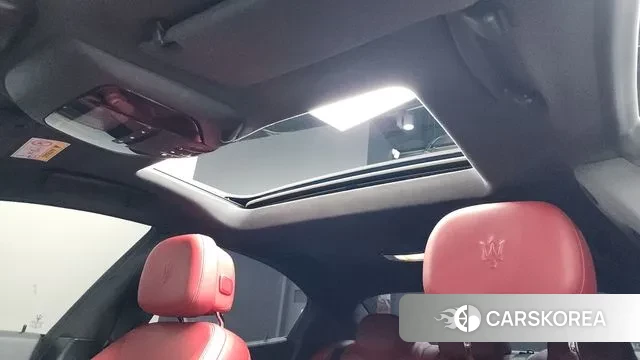 Maserati Ghibli id 3307171 из Кореи 9