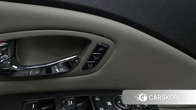 Kia The New Carnival id 4363180 из Кореи 9