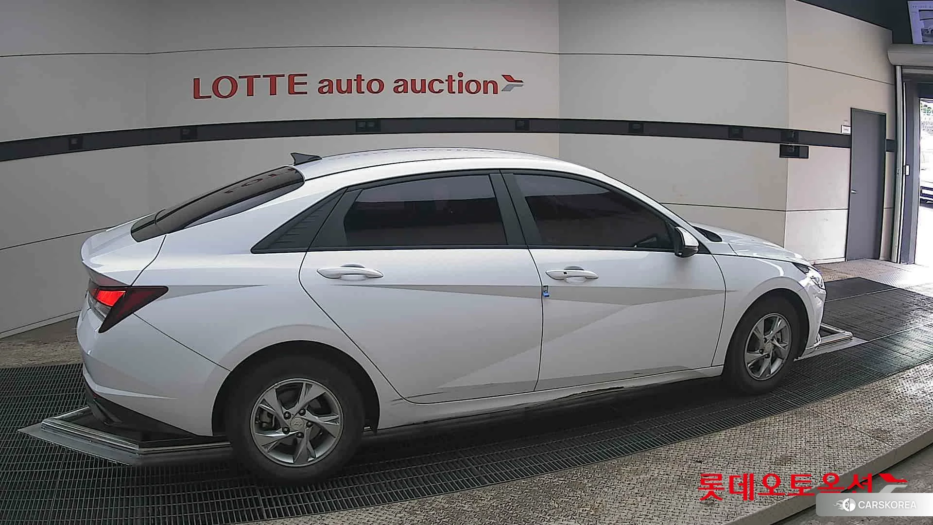 Hyundai Avante id 3875837 из Кореи 9