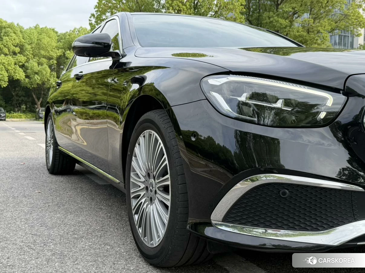 Mercedes-Benz E-class id 4452951 из Китая 9