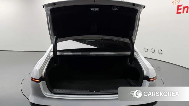 Hyundai Grandeur (GN7) id 4395378 из Кореи 9