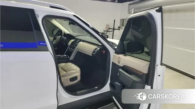 Land Rover Discovery 5 id 3407171 из Кореи 9