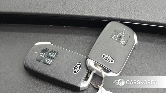 Kia Carnival 4th generation id 4671807 из Кореи 9