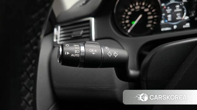 Land Rover Discovery Sports id 3834205 из Кореи 9