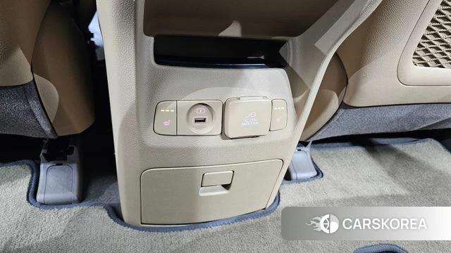 Kia The New Carnival id 4339666 из Кореи 9