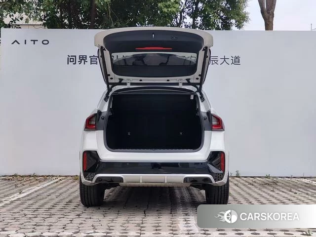 BMW X1 id 4374417 из Китая 9
