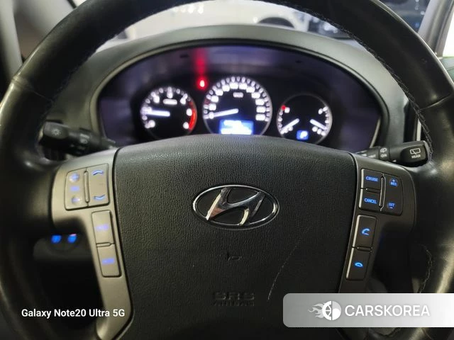 Hyundai The New Grand Starex id 3893237 из Кореи 9