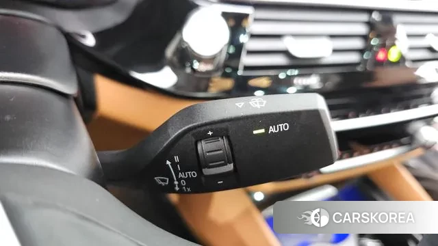 BMW 5 Series (G30) id 3354522 из Кореи 9