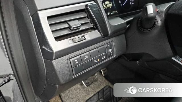 Ssangyong The New Rexton Sports Cannes id 4324402 из Кореи 9