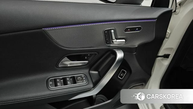 Mercedes-Benz A-Class W177 id 4268395 из Кореи 9
