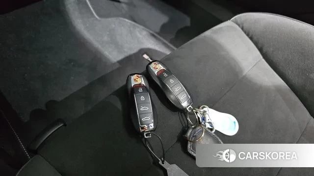 Porsche 718 Cayman id 3493043 из Кореи 9