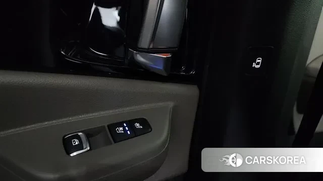 Kia The New Carnival 4th Generation id 3633961 из Кореи 9