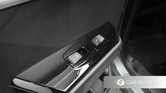 Ssangyong Torres EVX id 3909680 из Кореи 9