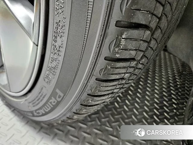 Tesla Model 3 id 3306883 из Кореи 9