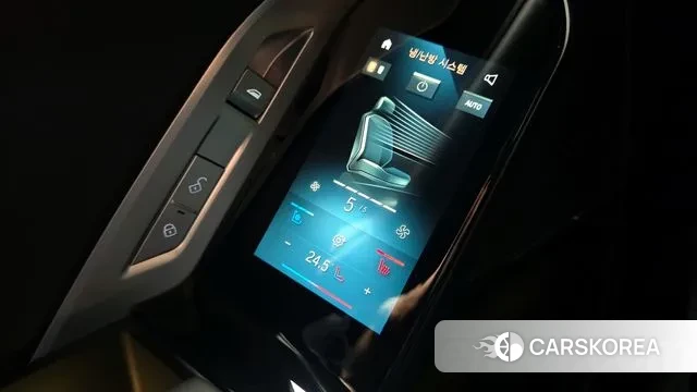 BMW 7 Series (G70) id 3745046 из Кореи 9