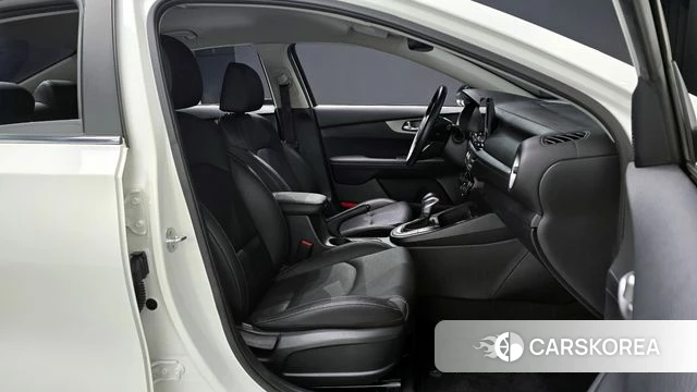 Kia Come New K3 id 3966172 из Кореи 9