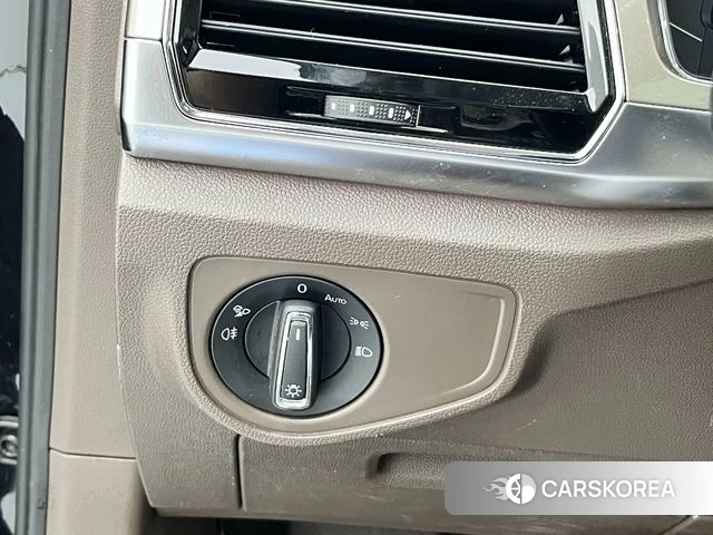 Volkswagen Weiran id 4273355 из Китая 9
