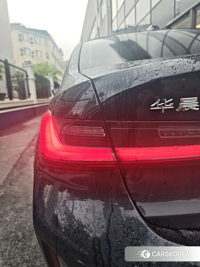 BMW 3 series id 4348324 из Китая 9