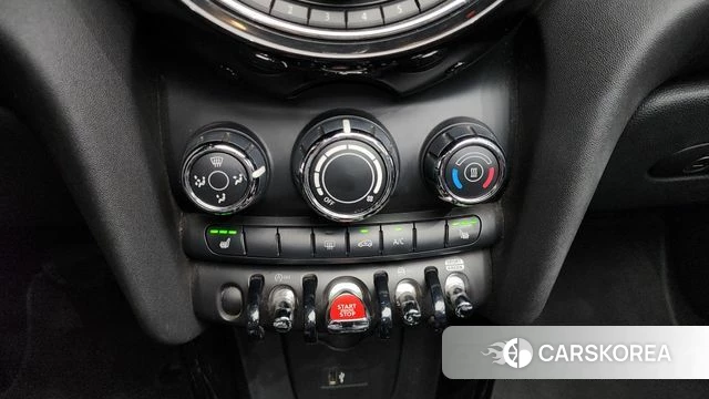 Mini Cooper Convertible id 4662179 из Кореи 9