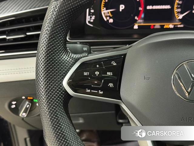 Volkswagen Tiguan L id 4256213 из Китая 9
