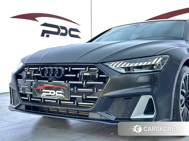 Audi A7L id 4333852 из Китая 9