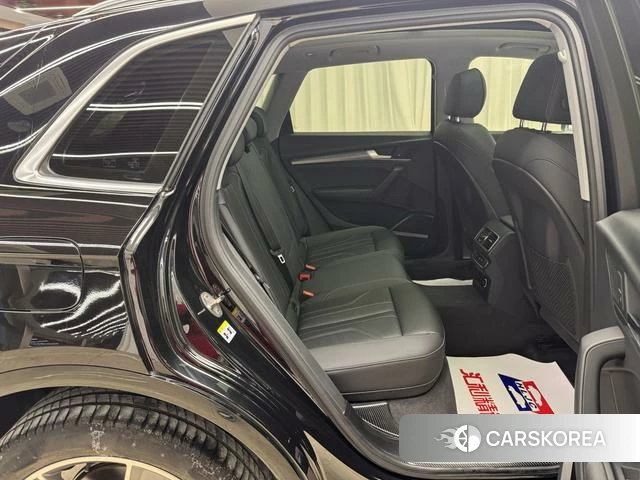 Audi Q5L id 4271818 из Китая 9