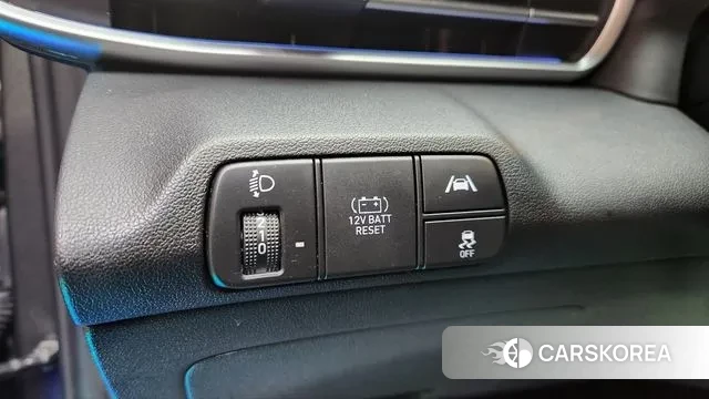 Hyundai Avante Hybrid (CN7) id 3379545 из Кореи 9