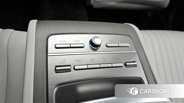 Hyundai Grandeur (GN7) id 4200975 из Кореи 9