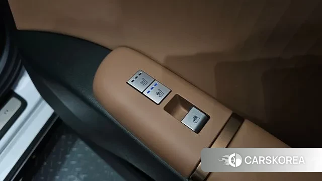 Hyundai Grandeur (GN7) id 3262657 из Кореи 9