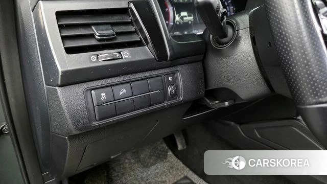 Ssangyong The New Rexton Sports Cannes id 4383137 из Кореи 9