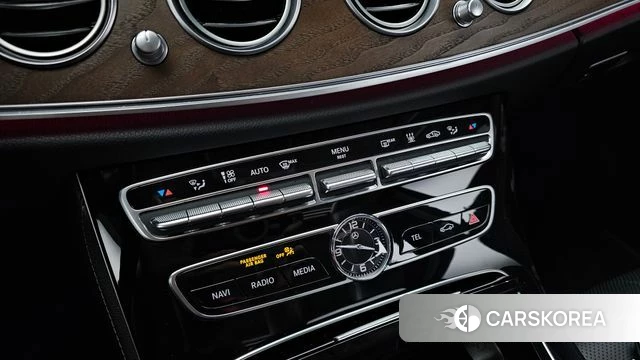 Mercedes-Benz E-Class W213 id 4708140 из Кореи 9