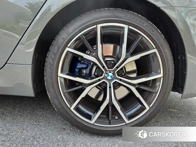 BMW 5 Series (G30) id 4489513 из Кореи 9