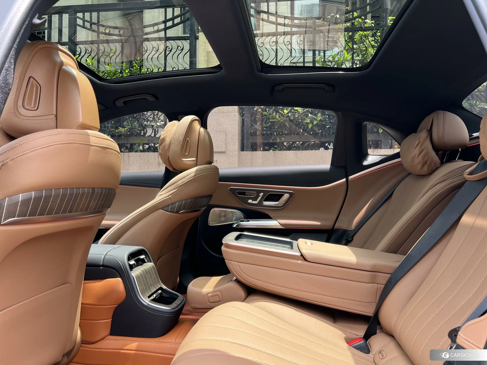 Mercedes-Benz E-class id 4455444 из Китая 9
