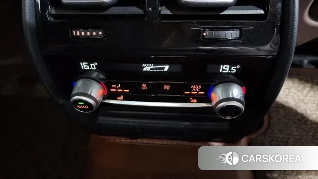 BMW 5 Series (G30) id 3682685 из Кореи 9