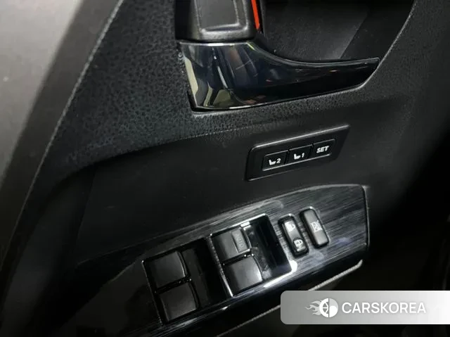 Toyota RAV4 id 3541514 из Кореи 9