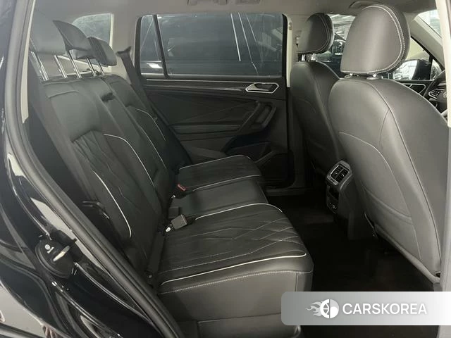 Volkswagen Tiguan L id 4359533 из Китая 9