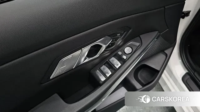 BMW 3 Series (G20) id 3037572 из Кореи 9