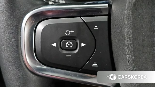 Volvo XC40 id 4779725 из Кореи 9