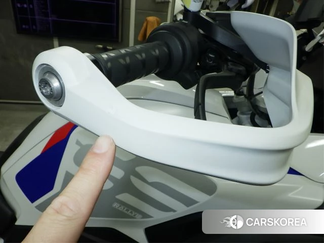 BMW R1250GS id 3946240 из Японии 9