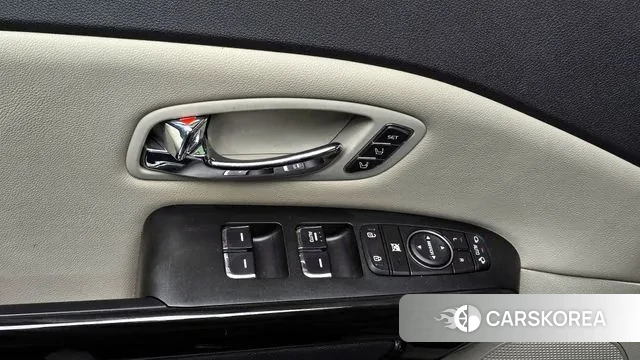 Kia The New Carnival id 3479958 из Кореи 9