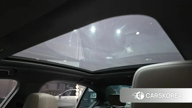 BMW 5 Series (G60) id 4279676 из Кореи 9