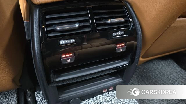 BMW 5 Series (G30) id 3923318 из Кореи 9