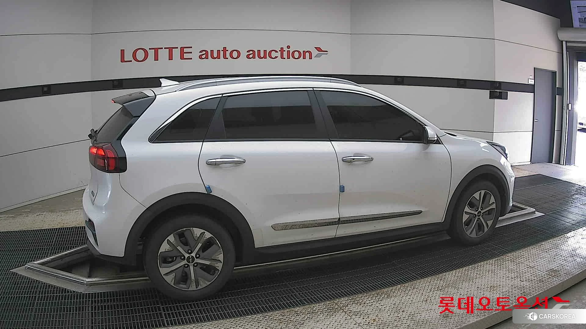 Kia Niro EV id 4347402 из Кореи 9