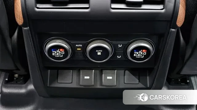 Land Rover Defender (L663) id 3701087 из Кореи 9