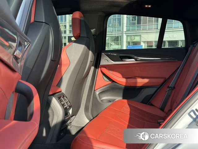 BMW X4 M id 4335768 из Китая 9