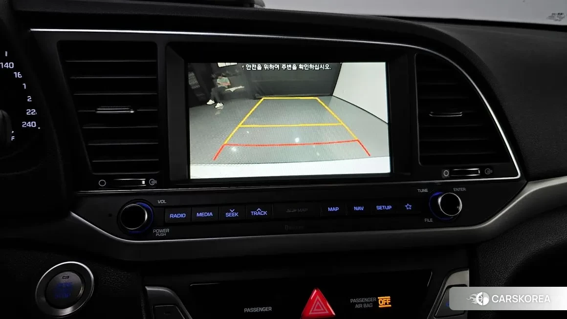 Hyundai Avante AD id 1716959 из Кореи 9