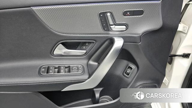 Mercedes-Benz A-Class W177 id 3865128 из Кореи 9