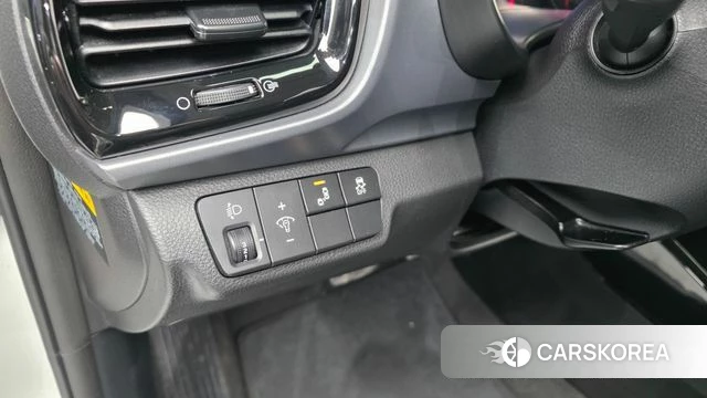 Kia Stonic id 3813912 из Кореи 9