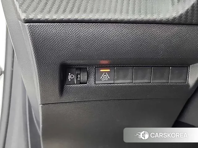 Peugeot e-208 second Generation id 3685391 из Кореи 9